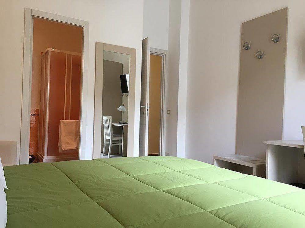 B&B Cairoli เมสซีนา ภายนอก รูปภาพ