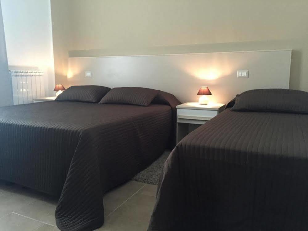 B&B Cairoli เมสซีนา ภายนอก รูปภาพ