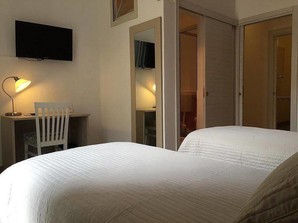B&B Cairoli เมสซีนา ภายนอก รูปภาพ