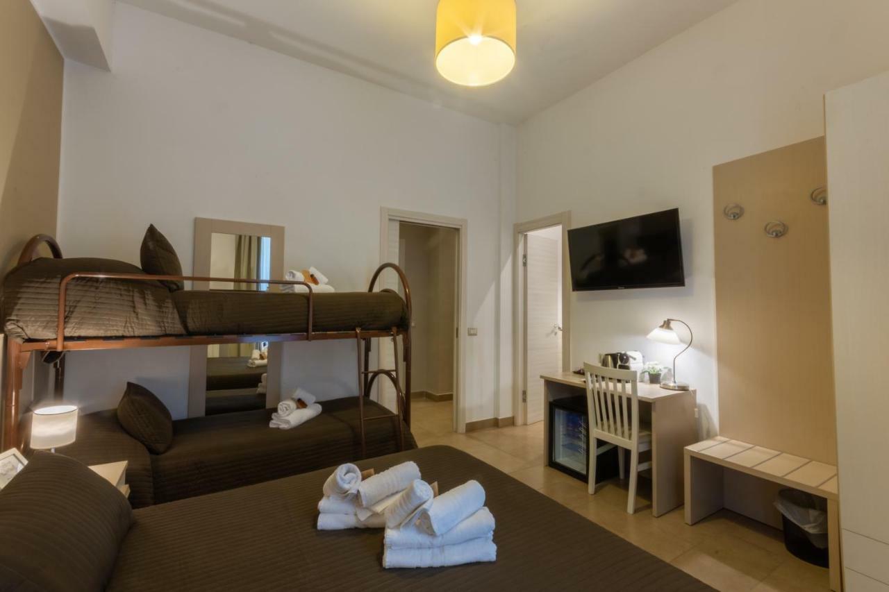 B&B Cairoli เมสซีนา ภายนอก รูปภาพ