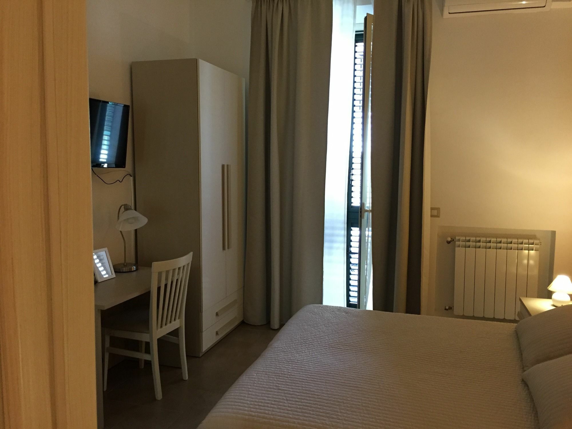 B&B Cairoli เมสซีนา ภายนอก รูปภาพ
