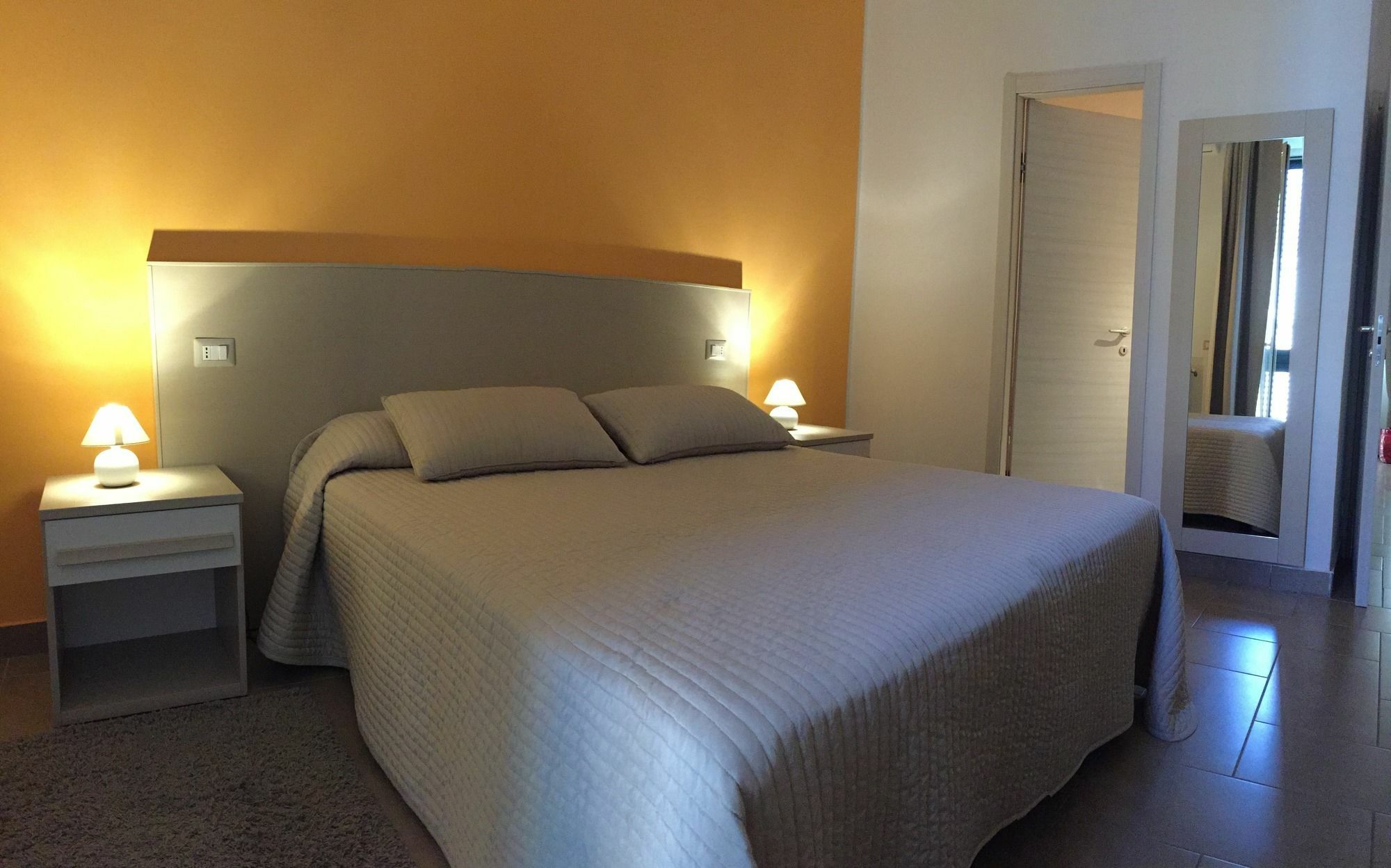 B&B Cairoli เมสซีนา ภายนอก รูปภาพ
